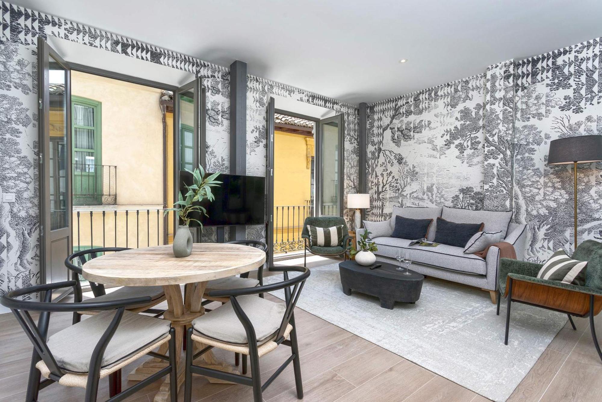Apartamento de 2 dormitorios con balcón